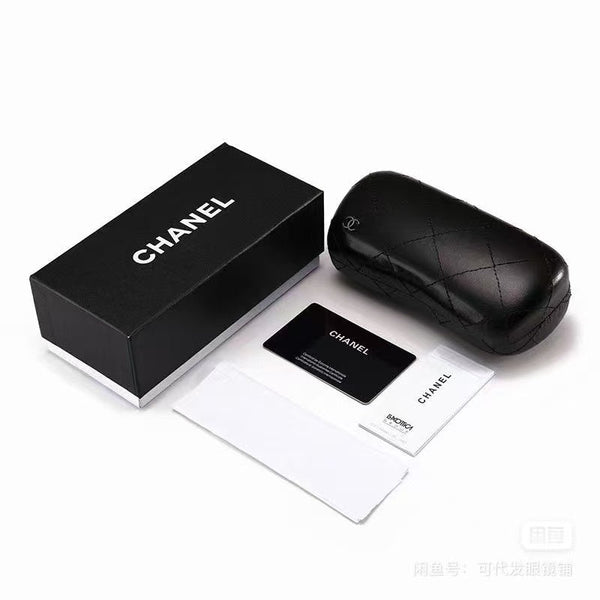 Boîte et accessoires